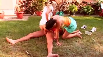 A Friendly Game of Badkitten Screencap 72 on www.sinx.com