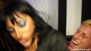 Denis Dicks Up Five Amazing Eurobabes Screencap 29 on www.sinx.com