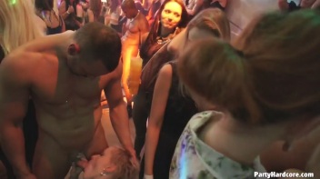 Party Hardcore Gone Crazy Vol. 32 Part 3 - Cam 2 Screencap 74 on www.sinx.com