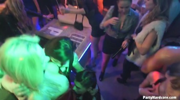 Party Hardcore Gone Crazy Vol. 32 Part 3 - Cam 2 Screencap 77 on www.sinx.com