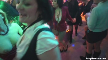 Party Hardcore Gone Crazy Vol. 32 Part 3 - Cam 2 Screencap 82 on www.sinx.com