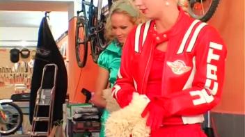 Bike Wash Beauties Screencap 6 on www.sinx.com