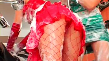 Bike Wash Beauties Screencap 63 on www.sinx.com