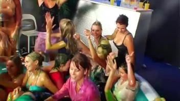 Catfight Oil Fight! Screencap 99 on www.sinx.com