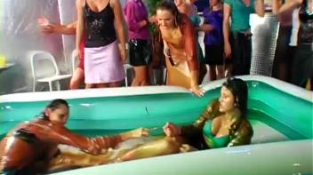 Catfight Oil Fight! Screencap 31 on www.sinx.com