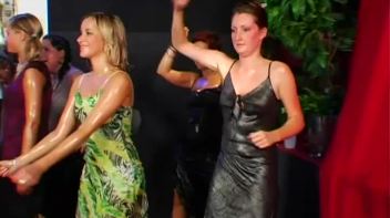 Catfight Oil Fight! Screencap 74 on www.sinx.com