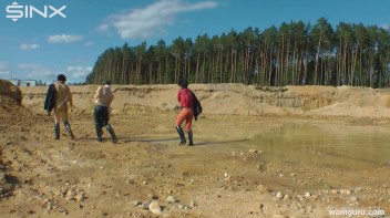 Muddy Catfight Leaves Stable Girls Wet And Messy Screencap 92 on www.sinx.com
