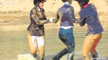 Muddy Catfight Leaves Stable Girls Wet And Messy Screencap 44 on www.sinx.com