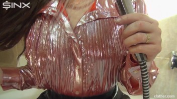 Her Shower Sex Appeal Screencap 12 on www.sinx.com