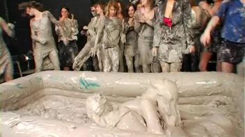 Two Dozen Babes Cheer On The Mud Fight Screencap 59 on www.sinx.com