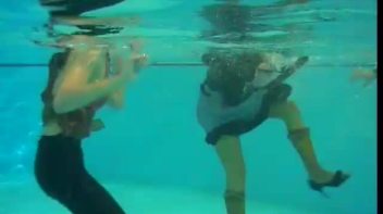 Wet Kitties Screencap 30 on www.sinx.com