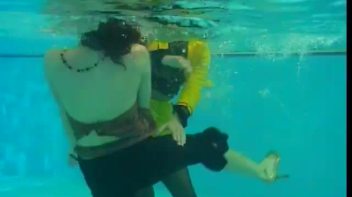 Wet Kitties Screencap 61 on www.sinx.com