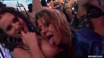 All-Night Love Lounge Part 6 - Shower Cam Screencap 61 on www.sinx.com