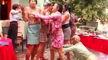 Buffet Babes go Bonkers! Screencap 87 on www.sinx.com