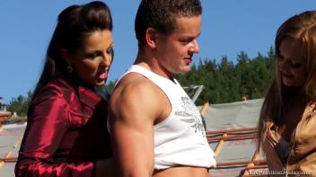 The Fully Clothed Pissing Alternative Screencap 16 on www.sinx.com