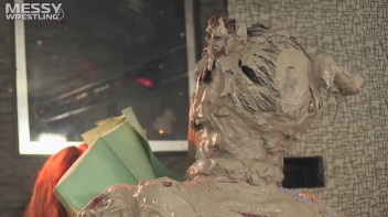 Muddy Wrestling: Raging Regina vs.The Cinnamon Buns Screencap 34 on www.sinx.com