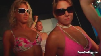 Euroslut Hotel Part 5 - Cam 1 Screencap 4 on www.sinx.com