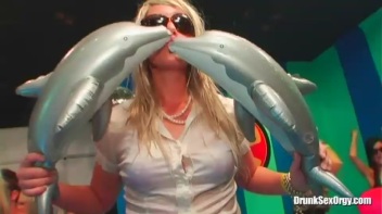 Euroslut Hotel Part 5 - Cam 1 Screencap 69 on www.sinx.com