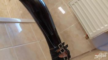 Milk Bath Screencap 6 on www.sinx.com