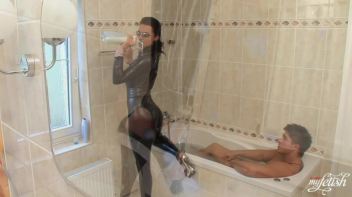 Milk Bath Screencap 12 on www.sinx.com