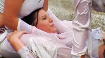 Summer Sponge Fight! Screencap 85 on www.sinx.com