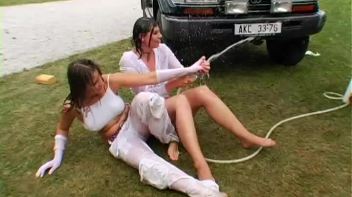 Summer Sponge Fight! Screencap 97 on www.sinx.com