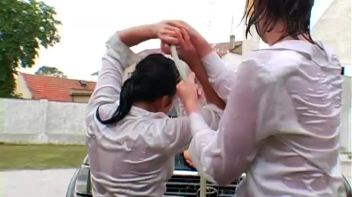 Summer Sponge Fight! Screencap 103 on www.sinx.com