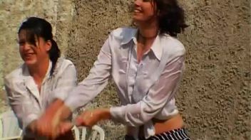 Summer Sponge Fight! Screencap 32 on www.sinx.com