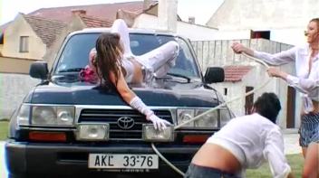 Summer Sponge Fight! Screencap 38 on www.sinx.com