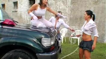 Summer Sponge Fight! Screencap 40 on www.sinx.com