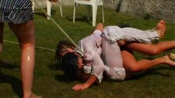 Summer Sponge Fight! Screencap 57 on www.sinx.com