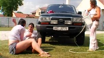 Summer Sponge Fight! Screencap 65 on www.sinx.com