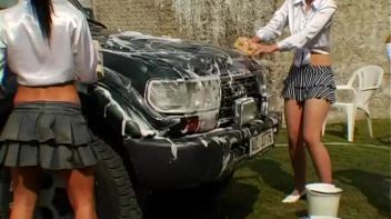 Summer Sponge Fight! Screencap 8 on www.sinx.com