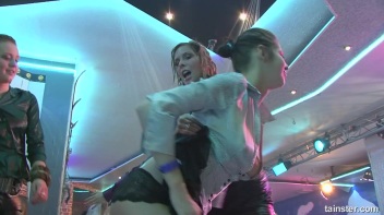 Winter WonderBang Part 5 - Cam 4 Screencap 30 on www.sinx.com