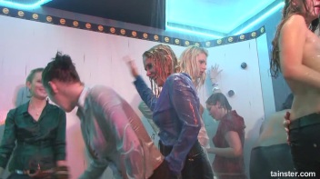 Winter WonderBang Part 5 - Cam 4 Screencap 38 on www.sinx.com