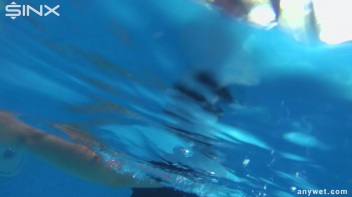 Underwater Frolicks For Sexy Best Friends Screencap 36 on www.sinx.com