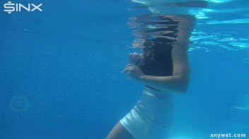 Underwater Frolicks For Sexy Best Friends Screencap 45 on www.sinx.com