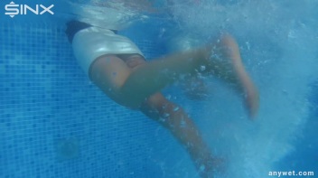 Underwater Frolicks For Sexy Best Friends Screencap 55 on www.sinx.com