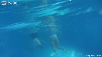 Underwater Frolicks For Sexy Best Friends Screencap 66 on www.sinx.com