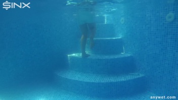Underwater Frolicks For Sexy Best Friends Screencap 69 on www.sinx.com
