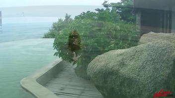 Leony's Vacation Wetlook Play Screencap 40 on www.sinx.com