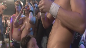 Party Hardcore Vol. 33 Part 4 - Cam 2 Screencap 20 on www.sinx.com