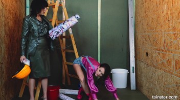 Making Sure She Gets A full Dose Of The Slime Wave! Screencap 9 on www.sinx.com