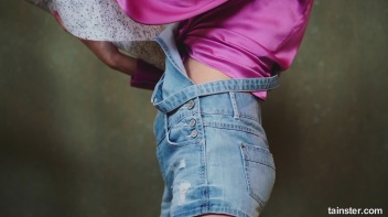 Making Sure She Gets A full Dose Of The Slime Wave! Screencap 6 on www.sinx.com