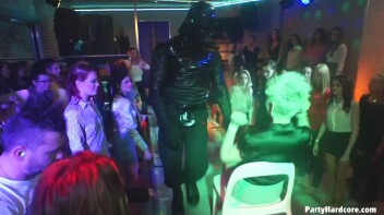 Party Hardcore Gone Crazy Vol. 33 Part 5 - Cam 1 Screencap 14 on www.sinx.com