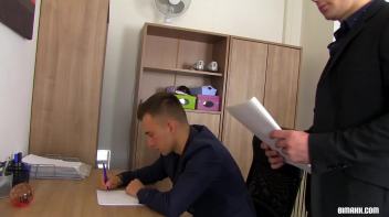 Bisexual tension on the work floor Screencap 1 on www.sinx.com