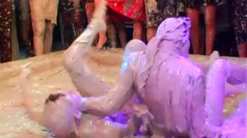 Anita Queen vs. Katy Screencap 90 on www.sinx.com