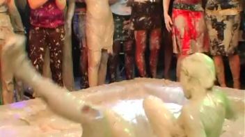 Anita Queen vs. Katy Screencap 93 on www.sinx.com