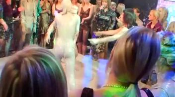 Anita Queen vs. Katy Screencap 94 on www.sinx.com