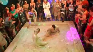 Anita Queen vs. Katy Screencap 28 on www.sinx.com